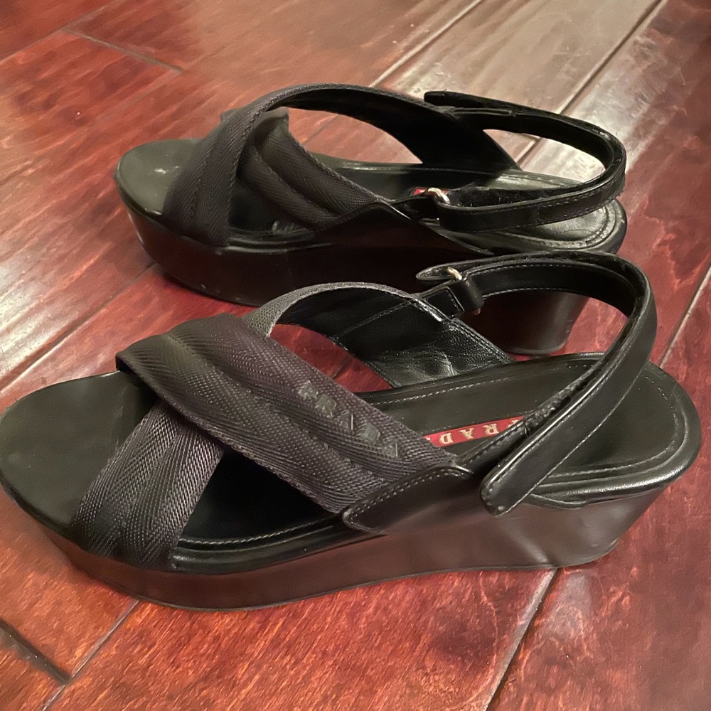 Black Authentic Prada platform sandal size 7/37. - Picture 9 of 9